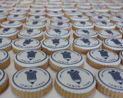 Logolu Kurabiye ve Cupcake